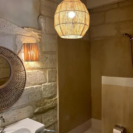 Bed & Breakfast Manoir Des Sources Uzes