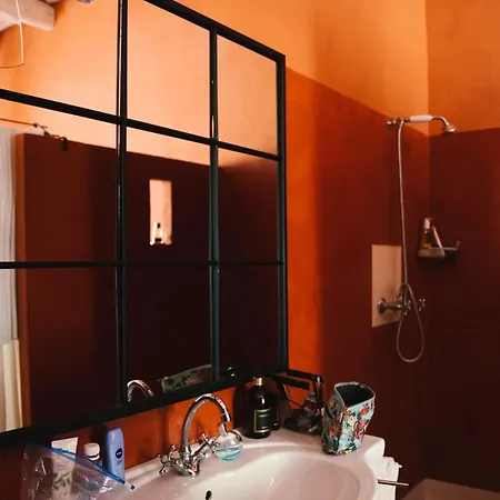 Manoir Des Sources Bed & Breakfast 4*